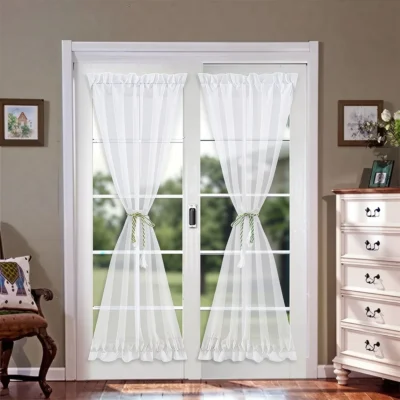 پرده پشت دری